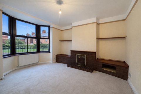 3 bedroom end of terrace house for sale, West Street, Oswestry SY11