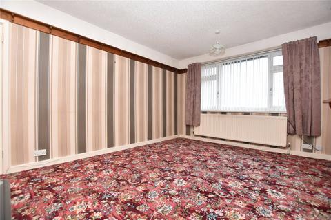 3 bedroom bungalow for sale, Batley Road, Tingley, Wakefield, West Yorkshire