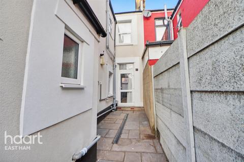 undefined, Central Park Road, London