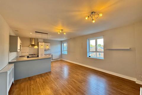 2 bedroom apartment for sale, St. James Road, Brentwood
