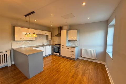 2 bedroom apartment for sale, St. James Road, Brentwood