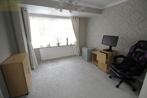 3 bedroom semi-detached house for sale, Hilary Road, Wythenshawe