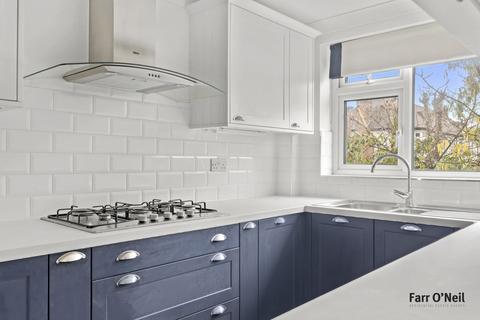 2 bedroom apartment for sale, Palmerston Road, Buckhurst Hill, IG9