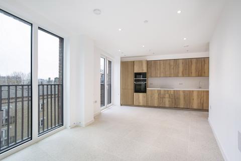 undefined, Tapestry Way, London E1