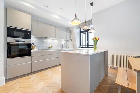 2 bedroom penthouse for sale, Acre Lane, SW2