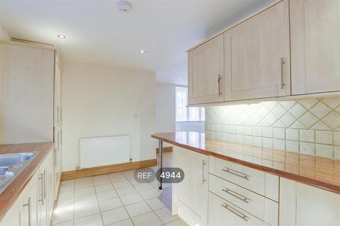 2 bedroom flat to rent, Nottingham NG3