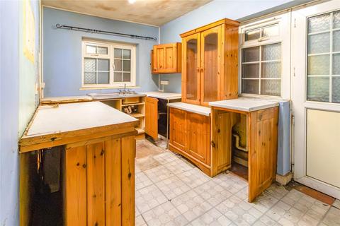 3 bedroom semi-detached house for sale, Highworth Road, Swindon SN3