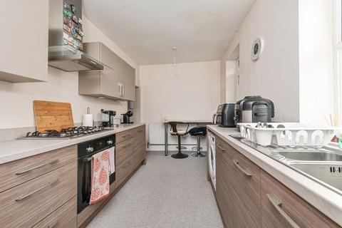 3 bedroom terraced house for sale, Pickford Street, Milnsbridge, West Yorkshire HD3