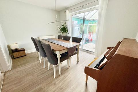4 bedroom detached house for sale, Edmund Wright Way, Cheshire CW5