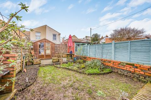 2 bedroom terraced house for sale, Middlesex Road, Hampshire PO4