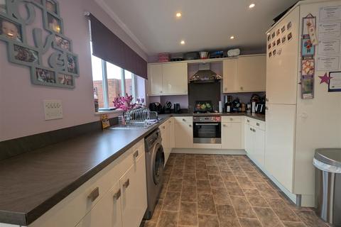 4 bedroom detached house for sale, Leach Grove, Darlington