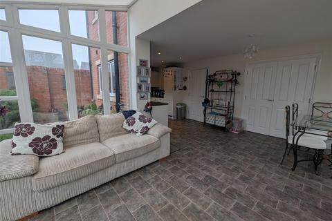 4 bedroom detached house for sale, Leach Grove, Darlington