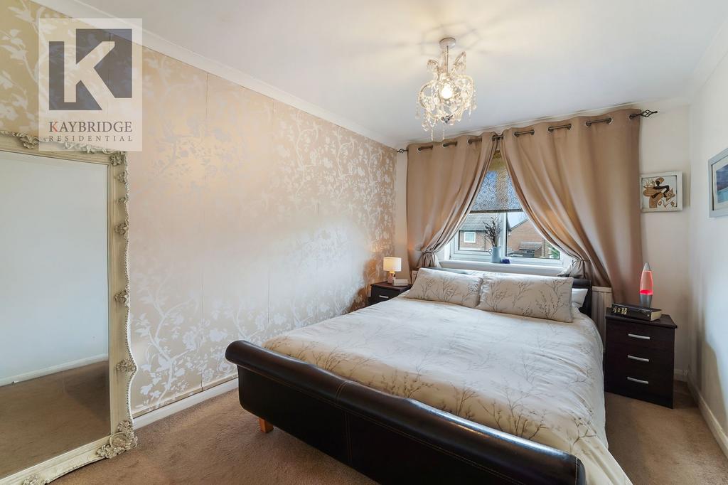 Alsom Avenue, Worcester Park - KT4 7 EG
