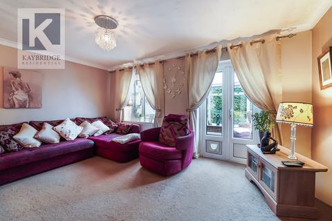 undefined, Alsom Avenue, Worcester Park, KT4