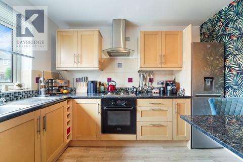 undefined, Alsom Avenue, Worcester Park, KT4
