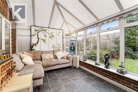 undefined, Alsom Avenue, Worcester Park, KT4