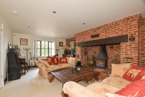 4 bedroom detached house for sale, Minnis Lane, Stelling Minnis, Canterbury, Kent