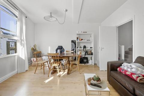 2 bedroom apartment for sale, Queens Crescent , Kentish  Town , London , NW5 4EE