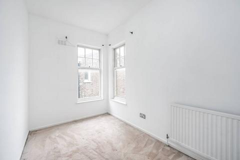2 bedroom flat to rent, Sutton Square, Hackney, London, E9