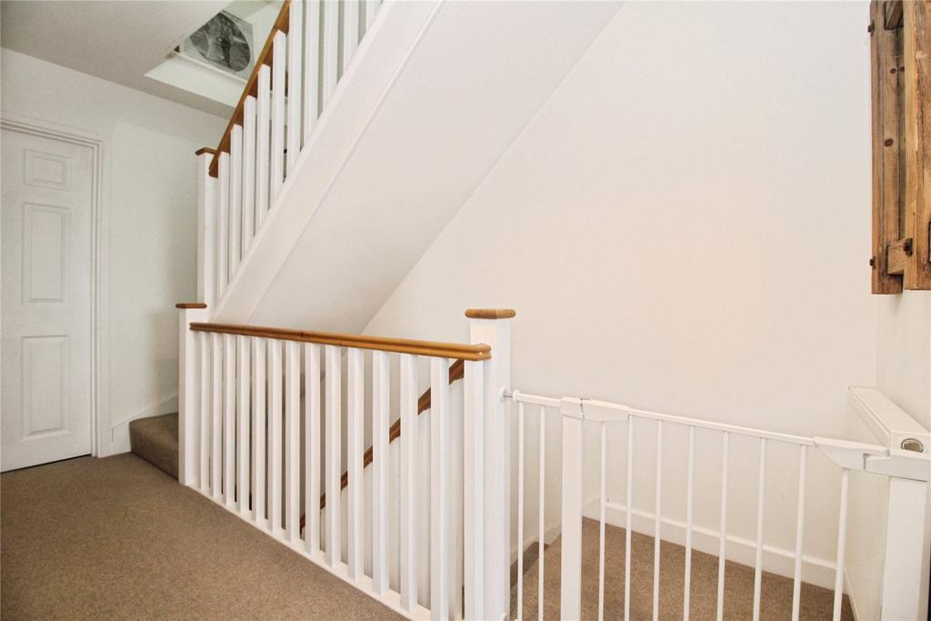 1st Floor Landing
