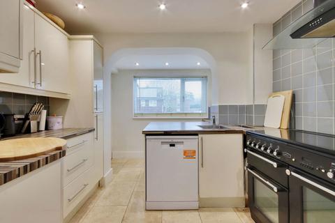 3 bedroom end of terrace house for sale, Strand Close, Meopham
