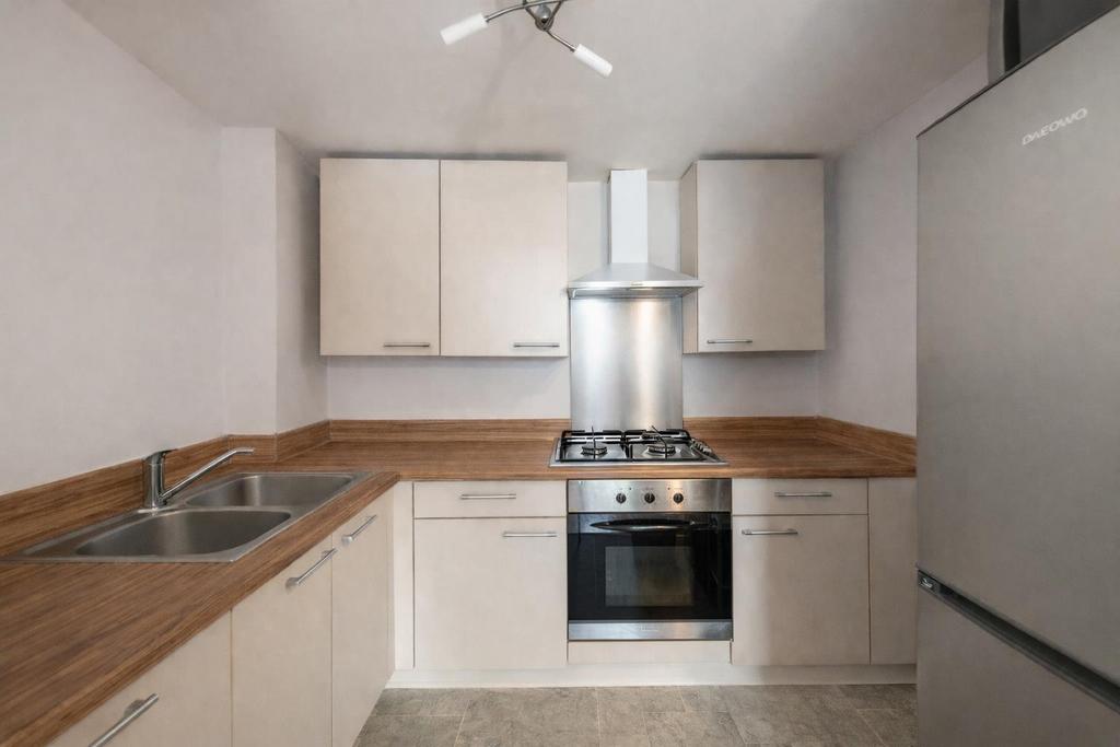 Kitchen VS 2.jpg
