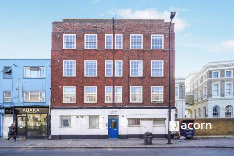 3 bedroom flat to rent, Kennington Lane London SE11