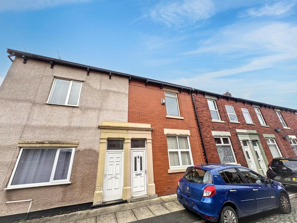 3 Hanbury Street