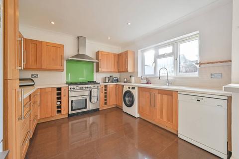 4 bedroom detached house for sale, Bucknalls Lane, Watford, Garston, WD25