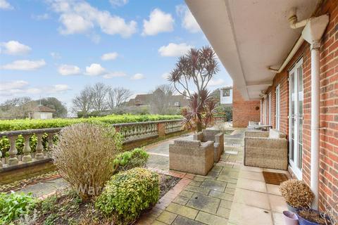2 bedroom ground floor flat for sale, North Foreland Road, Broadstairs, Kent