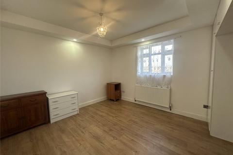 2 bedroom flat to rent, Commercial Road, Suffolk NR32