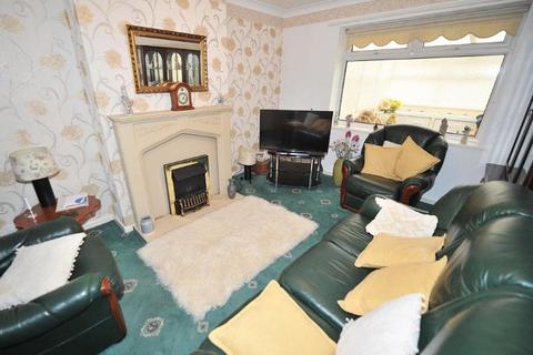 2 bedroom semi-detached house for sale, Sunningdale Drive, Irlam, M44