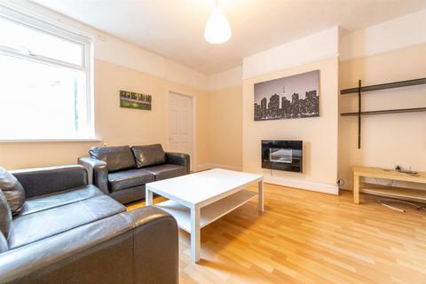 2 bedroom flat to rent, Sackville Road, Heaton, NE6