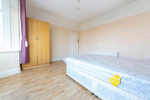 2 bedroom flat to rent, Sackville Road, Heaton, NE6