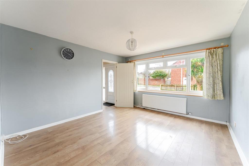 2 Alexander Way, Yatton, BS49 4 HE 3.jpg