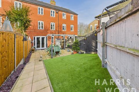 3 bedroom terraced house for sale, Circular Road South, Colchester, Essex, CO2