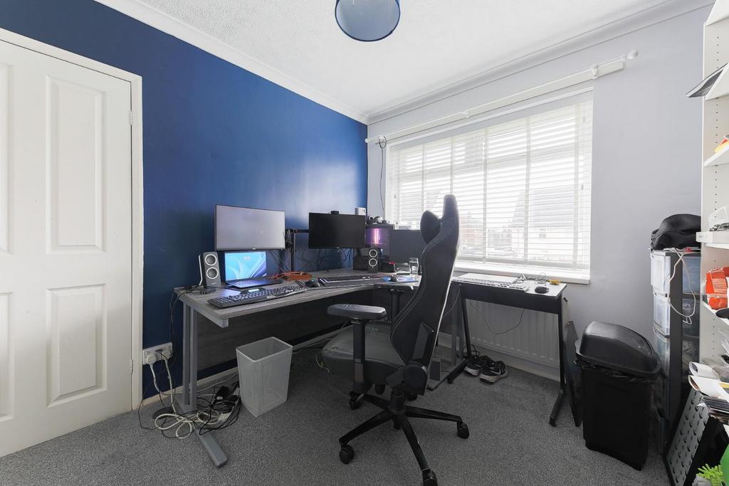 Bedroom 2.jpg