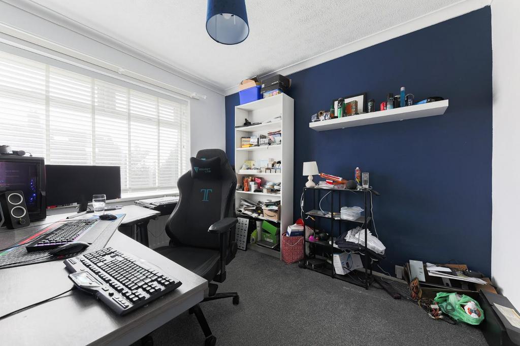 Bedroom 2.jpg
