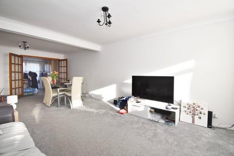 undefined, Willowhayne Drive, Walton-on-Thames, KT12