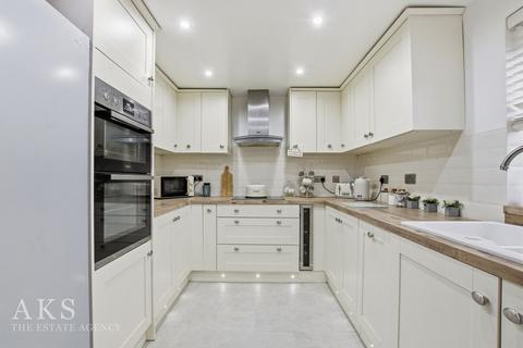 undefined, Field Avenue, Derby DE65