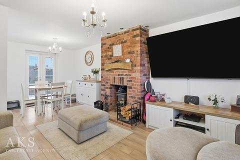 undefined, Field Avenue, Derby DE65