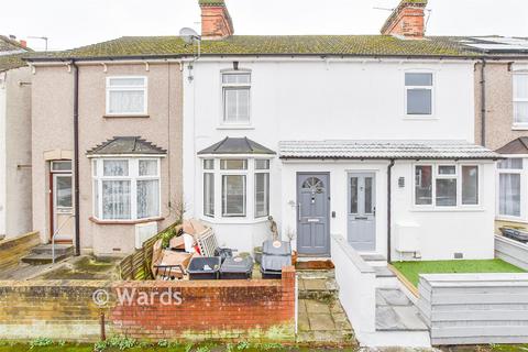 3 bedroom terraced house for sale, Bramley Road, Snodland ME6