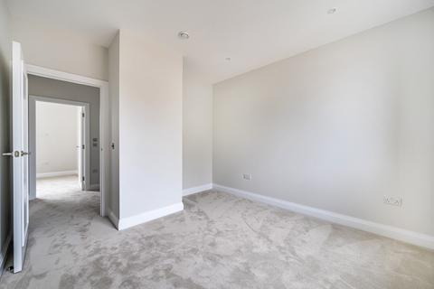undefined, Burlington Rise, East Barnet, London, EN4