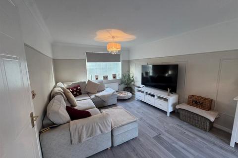 undefined, Ger Y Nant, Birchgrove, Swansea