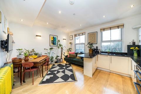 2 bedroom flat for sale, Nunhead Grove, London SE15