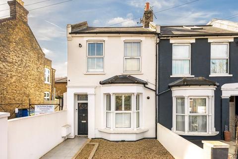 2 bedroom flat for sale, Nunhead Grove, London SE15