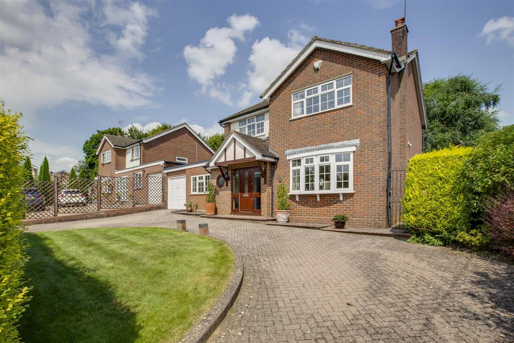 51 Inkerman Drive, HP15 7 JJ-15.jpg