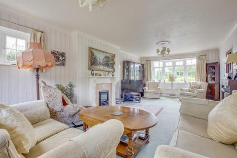 4 bedroom detached house for sale, Inkerman Drive, Hazlemere HP15