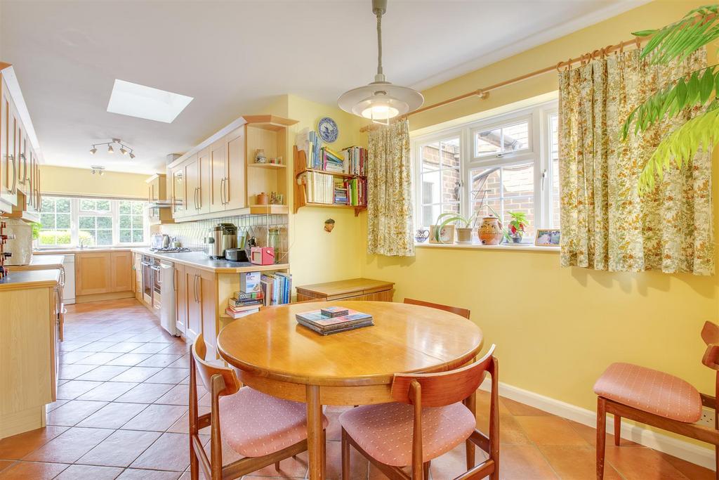 51 Inkerman Drive, HP15 7 JJ-11.jpg