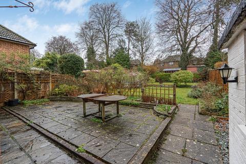 3 bedroom end of terrace house for sale, Newenham Road Bookham